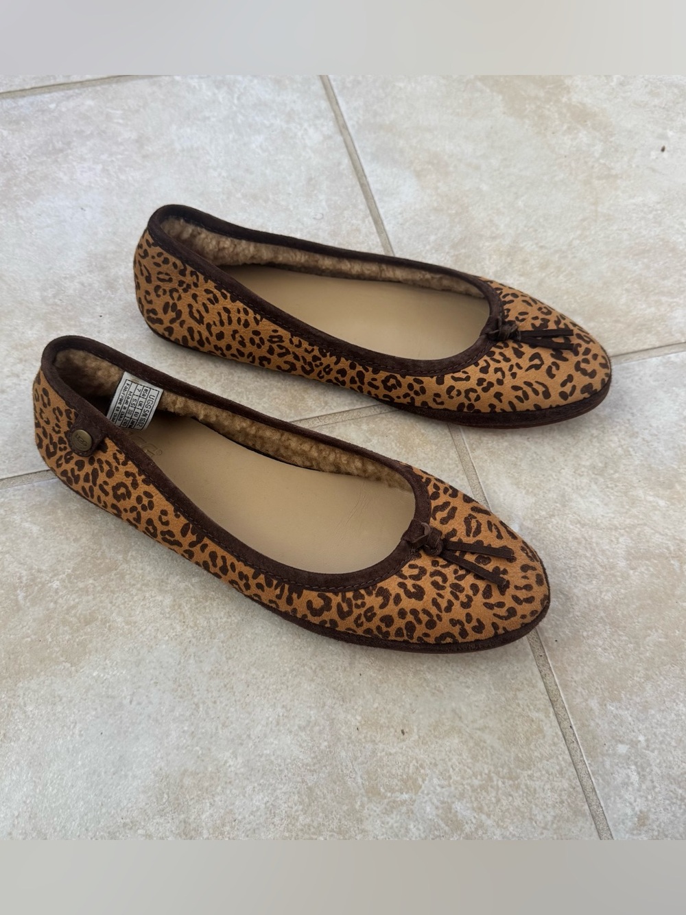 UGG Alloway Ballet Flats Women 7 Leopard Cheetah Print Woven Fleece Lined Shoes